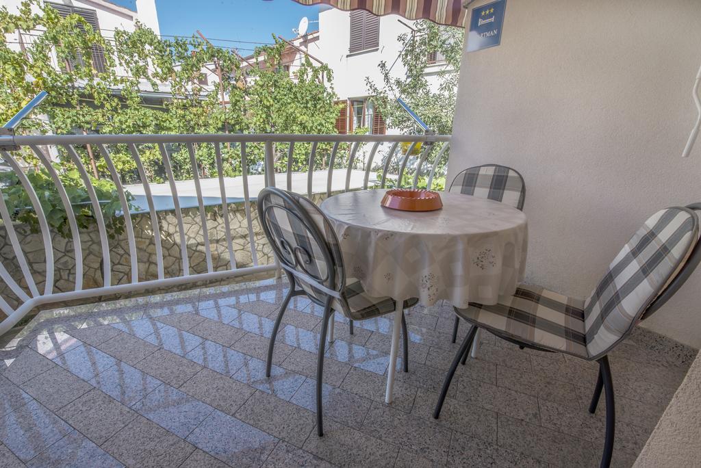 Apartment Anka D Veglia Exterior foto