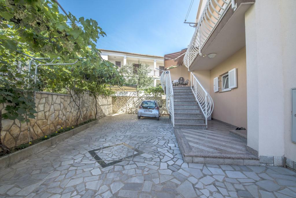 Apartment Anka D Veglia Exterior foto